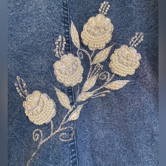 😱Vintage JAZZINO Embroidered Denim Skirt • High-Waisted - Picture 2 of 7